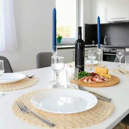 Appartamento Residences By Zec Kastav