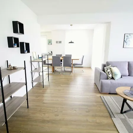 Residences By Zec