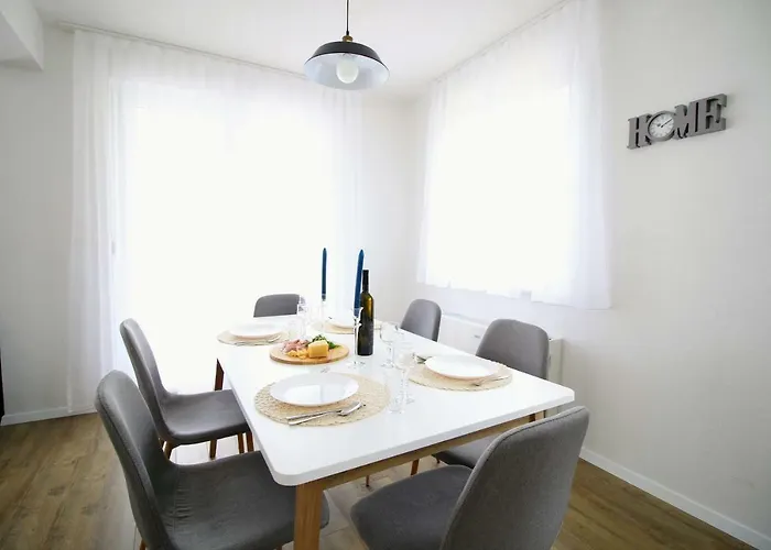 Residences By Zec Apartment