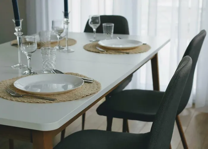 Residences By Zec