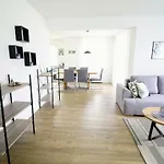 Residences By Zec