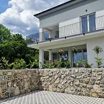 Residences By Zec *