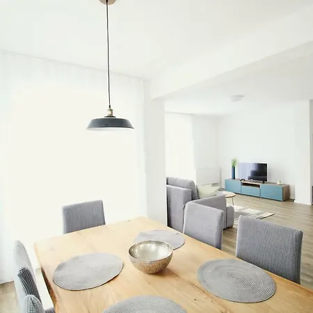 Residences By Zec *